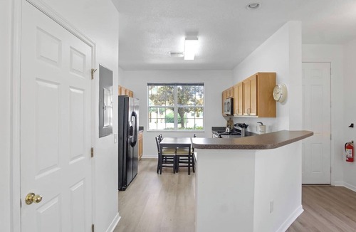Crestwynd Bay House | Relaxing Disney 4BR Retreat w/Pool (37 characters)