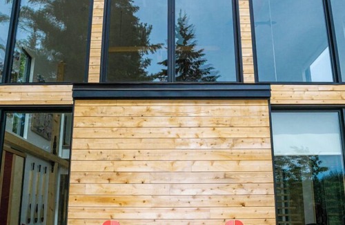 Mauricie House | Relaxing Escape w/Fireplace, BBQ & Serene Du Loup River Backdrop