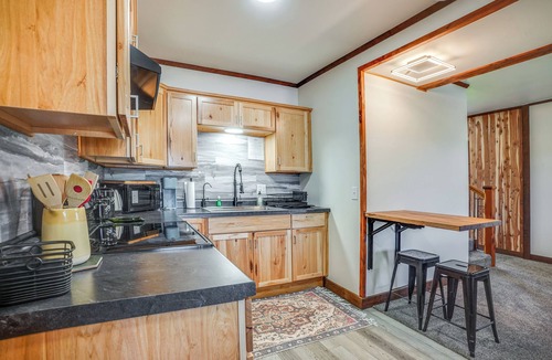 Kewaunee House | Relaxing Farmhouse Near River: Boat, Fish, Kayak!