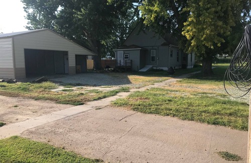 Alma House | Relaxing ~ Fishing ~ Boating ~ Hunting ~ What More Is Needed?