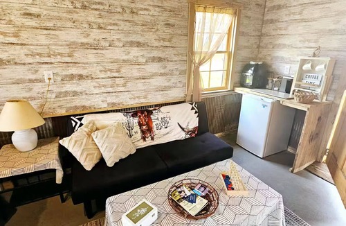 Weyerhaeuser Cabin | Relaxing Fun Bunk house 2