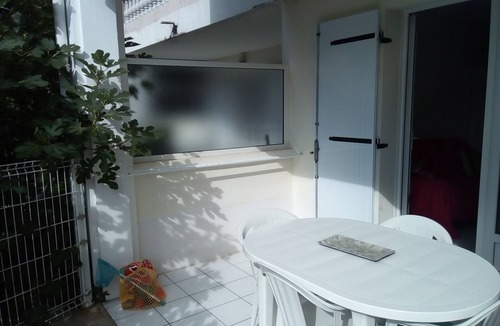 Saint-Palais-sur-Mer Apartment | Relaxing getaway at Platin