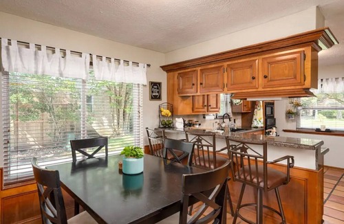 Houston House | Relaxing Getaway: Charming home with Private pool!