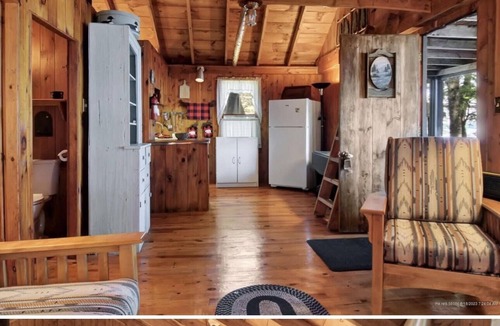 Belgrade Cabin | Relaxing Great Pond Getaway!