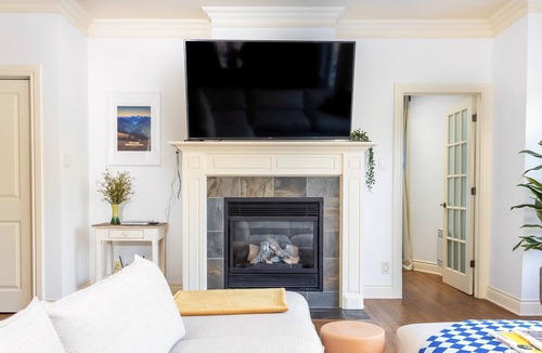 Lac-Brome Cottage | Relaxing haven w/outdoor sauna, family-friendly