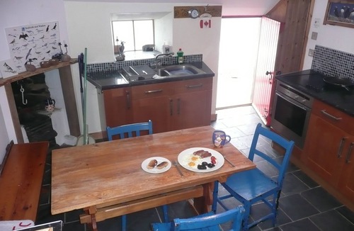 Banff Cottage | Relaxing Historic Cottage