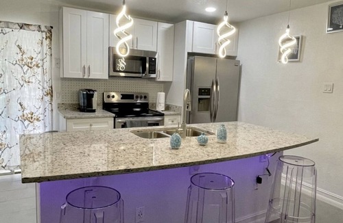 Oak Ridge House | Relaxing Home Near Universal