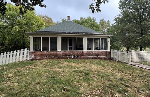 Independence House | Relaxing Home on the Outskirts!