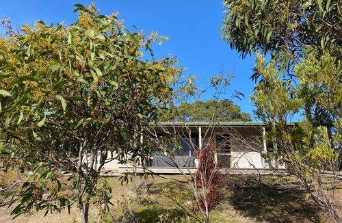 Island Beach House | Relaxing Island Getaway