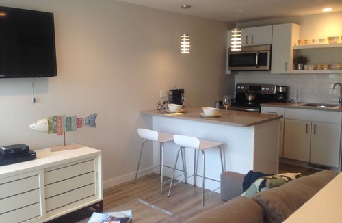 Montauk House | Relaxing Lake Retreat