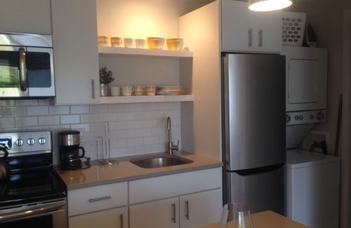 Montauk House | Relaxing Lake Retreat