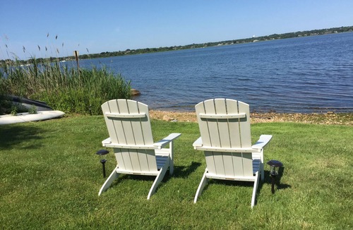 Montauk House | Relaxing Lake Retreat