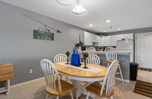 Camdenton Condo | Relaxing Lakefront Condo w/2 Heated Pools, Boat Ramp & Slip, Near Golf & Parks
