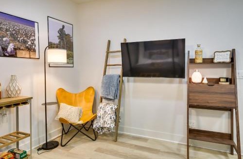 Lubbock Apartment | Relaxing Lubbock Studio ~ 6 Mi to Texas Tech