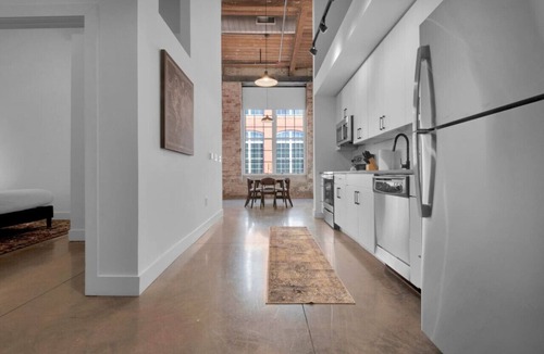 Judson Apartment | Relaxing & Luxurious Stay | Steps from Downtown!