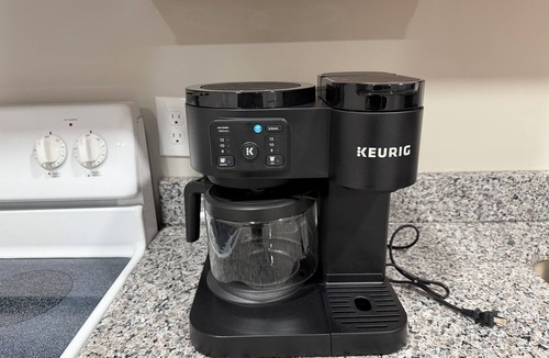 Lawnton Apartment | Relaxing Modern 3BR Condo