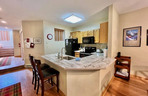 Hidden Valley Condo | 🌿 Relaxing Mountain Condo w/Pool Access, Fireplace & Private Deck