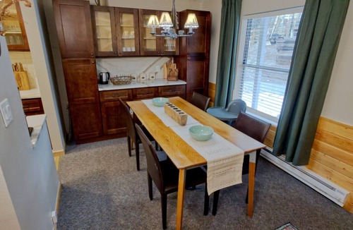 Baldy Mountain Condo | Relaxing Mountain Escape for Long-Term Living
