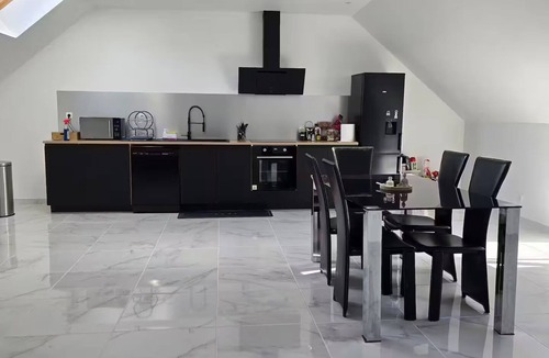 Luzancy Apartment | Relaxing on the banks of the marne