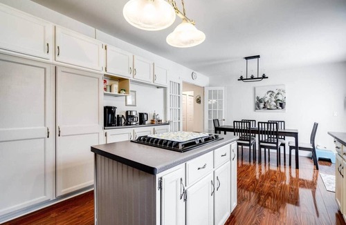 Kingsville House | Relaxing Pool Retreat Near Wineries & Point Pelee