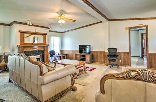 McCondy House | Relaxing Prairie Home, 29 Mi to Starkville!