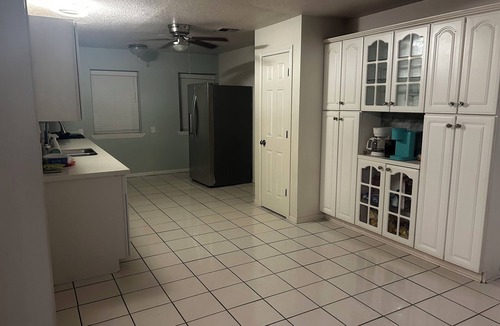 Conroe House | Relaxing Quiet Home on a Private Lake with a Pool