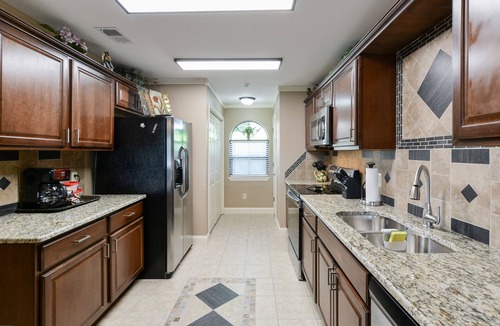 Branson Condo | Relaxing & Quiet - Indoor Pool -Only 1 Mile to the Branson Strip