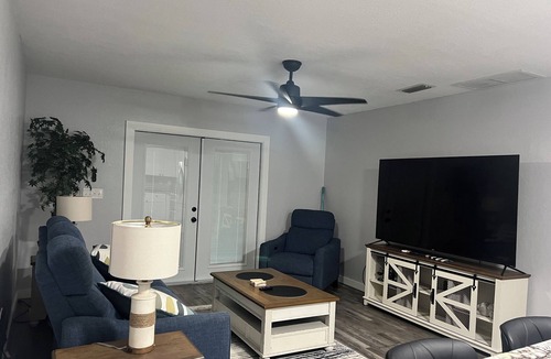 Homosassa House | Relaxing Quite creek side DUPLEX