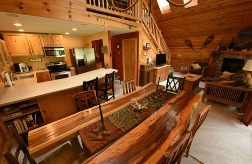 Baring Ski Chalet | ❤️️️Relaxing, Remote Riverfront❤️️️COVID Free Since ‘83❤️️️Satisfaction Guaranty