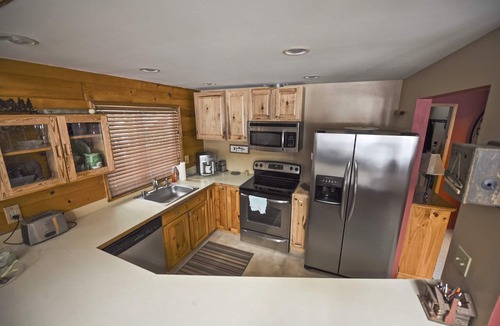 Baring Ski Chalet | ❤️️️Relaxing, Remote Riverfront❤️️️COVID Free Since ‘83❤️️️Satisfaction Guaranty