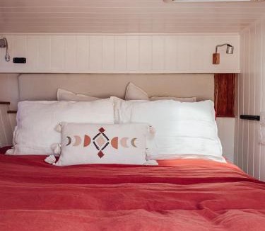 Levare Other | Relaxing retreat for 2 on beautiful converted bus