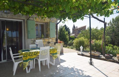 Saint-Pons House | Relaxing Retreat in Saint-Pons