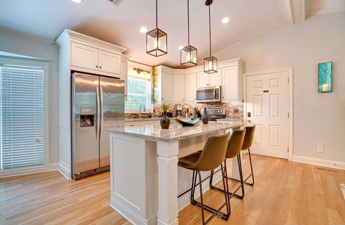 Lawrenceville House | Relaxing Retreat - Jacuzzi Hot Tub + Private Pool