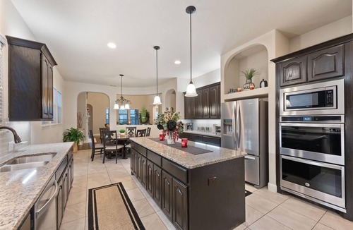 Johnson County House | Relaxing Retreat w/Pool in Venus