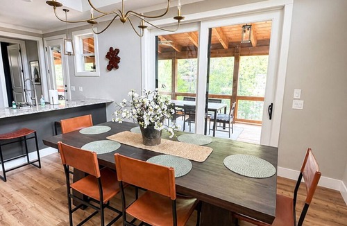 Cullowhee House | Relaxing riverfront house perfect for fly fishing and WCU family visits