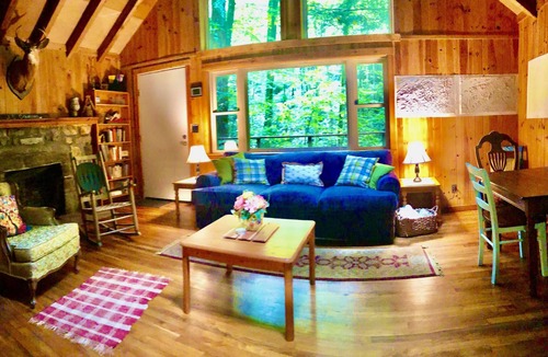 Cattail Creek Cabin | Relaxing Rustic Couples Getaway on Cattail Creek