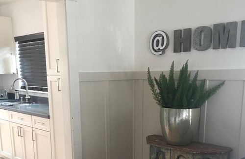 Martinez House | Relaxing San Francisco Bay Area Bungalow