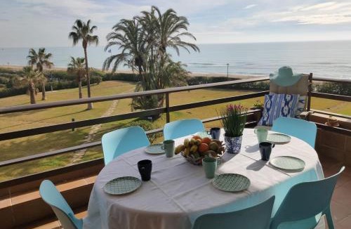 Gava Apartment | Relaxing Seafront Apartment Gavà 20 Min from BCN