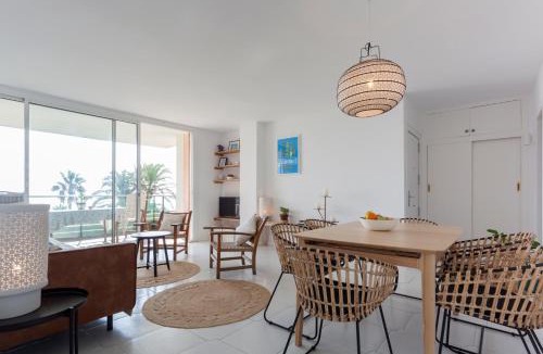 Gava Apartment | Relaxing Seafront Apartment Gavà 20 Min from BCN