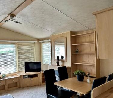 Overstone Resort | Relaxing static stay Holiday park