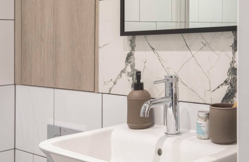 South Acton House | Relaxing Studio flats