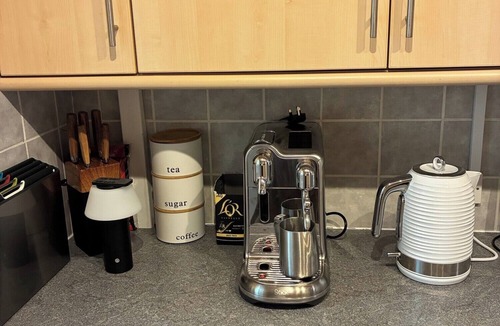 Sidcot Cottage | Relaxing Studio - Sauna - Luxe Bed - Pet-friendly