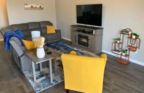 Rancho Vistoso House | Relaxing Summer Nights at Casa Buena Vida Pool Fire Pit Table Games