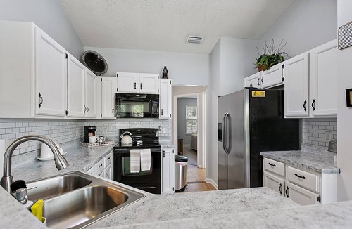 Jacksonville House | Relaxing two bedroom home