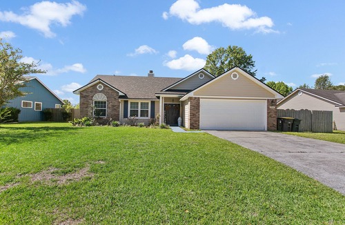 Jacksonville House | Relaxing two bedroom home