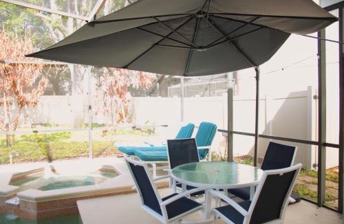 Sunrise Lakes Villa | Relaxing Villa near the Parks!