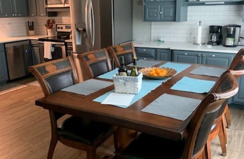 Mabank House | Relaxing Waterfront, newly remodeled, home w/hot tub!