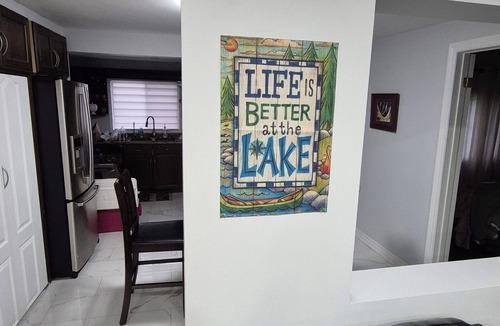 Janetville Cottage | Relaxing waterfront cottage on Lake Scugog with beautiful Sunset and hot tub