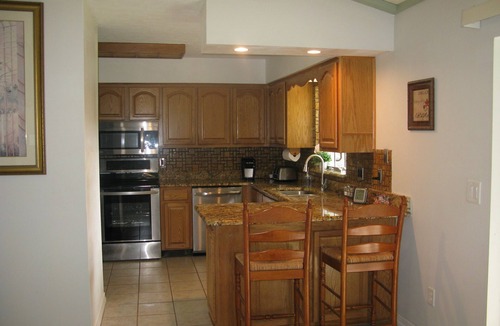 Lutz House | Relaxing waterfront haven. Near Moffitt Cancer Center