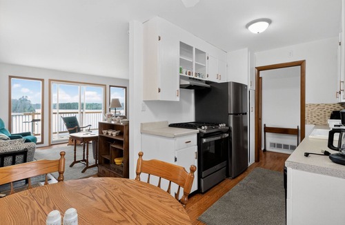 Big Rapids House | Relaxing Waterfront Escape in Big Rapids